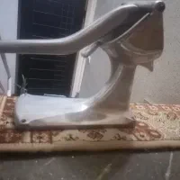 آبمیوه گیری دستی