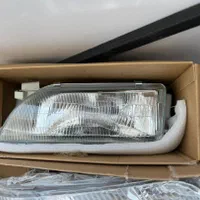 چراغ جلو کرولا 87 2002 2005 2006 2008 2012 2015|قطعات یدکی و لوازم جانبی|تهران, قاسم‌آباد|دیوار