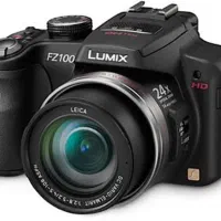 دوربین سینمایی لومیکس FZ100