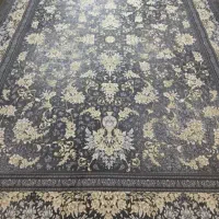 فرش ۱۲۰۰ شانه ۱۲ متری پلمپ نصف قیمت مغازه جمع کردم