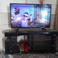 تلویزیون الجی ماهواره دار با میز  تلویزیون اصلی|تلویزیون و پروژکتور|رفسنجان, |دیوار