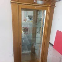 ویترین بوفه طلایی