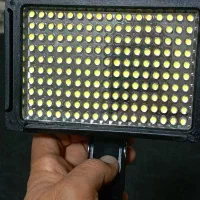 نور ثابت LED پروژکتور سر خود