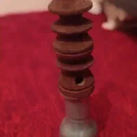 قلیان قدیمی قدیمی فقط تنگ تنه کوچک