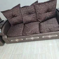 مبل ۷ نفره و میز چای خوری