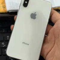 ایفون xs
