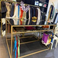 میز|میز و صندلی غذاخوری|شیراز, قدوسی غربی|دیوار