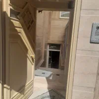 ۱۱۰مترزیرزمین نزدیک به خیابان