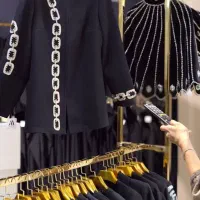 جواهر دوزی روی انواع لباس