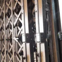 درب محافظ آکارادونی