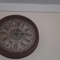 ساعت دیواری