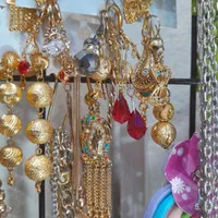 انواع گوشواره دستبند و گردنی در تنوع مختلف