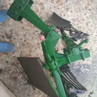 گاو اهن دو خیش دارای قابلیت تنظیم ارتفاع وعرضی|ماشینآلات صنعتی|زرگرشهر, |دیوار