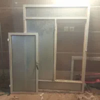 پنجره آهنی دست دو