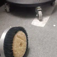 فرچه وپارو|لوازم نظافت|مشهد, آبکوه|دیوار