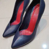 کفش مجلسی سرمه ای ۲ بار استفاده شده