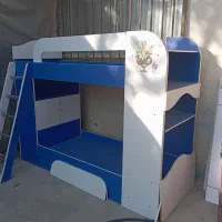 تخت دو طبقه بزرگسال