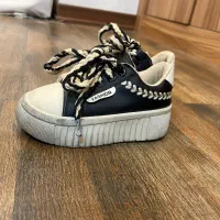 کفش اسپرت دخترونه|کفش و لباس بچه|اصفهان, لنبان|دیوار