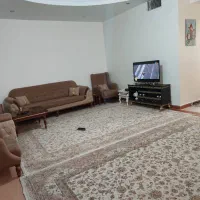 رهن ۸۰ متر تراورتن طبقه ۱ با پارکینگ فاز یک اندیشه|اجارهٔ آپارتمان|اندیشه, اندیشه فاز ۱|دیوار