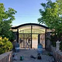 اجرای اسکلت شیروانی ونقاشی نما لمبه