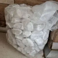قلوه سنگ تزئینی  و خزه