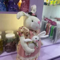 عروسک خرگوش بچه به بغل|اسباببازی|اندیشه, اندیشه فاز ۳|دیوار