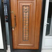 نصاب درب ضد سرقت وضد حریق ودرب چوبی|خدمات پیشه و مهارت|قم, حنیف نژاد|دیوار