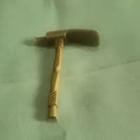 کلکسیونی از شمشیر و چاقوهای کوچک|کلکسیون اشیاء عتیقه|قدس, شهر‌قدس|دیوار