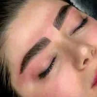۲۵ %تخفیف خدمات و اموزش/میکروبلید/آرایش دائم