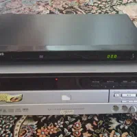 دو عدد دستگاه سی دی و دی‌وی‌دی