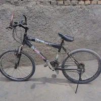 دوچرخه در حد نو