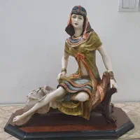 مجسمه خارجی قدیمی ۴۰ در۴۰