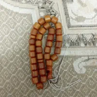 تسبیح سندلوس المان بشرط معطر و خوش دست و تعدادی...