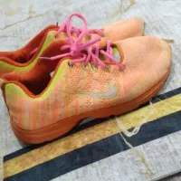 کتونی اسپرت سایز ۳۹