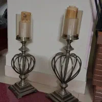 شمعدان کنار سالنی