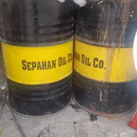 دوعدد بشکه ۲۰۰لیتری