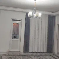 ساختمان دو طبقه و پیلوت