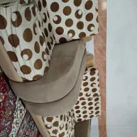 مبل ۷ نفره طرح خال‌دار قهوه‌ای