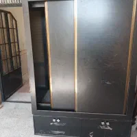 کمد دکوری و (جالهافی و یا ویترین مغازه)