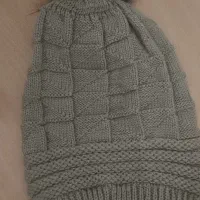 کاپشن و کلاه زمستانی|لباس|اقبالیه, |دیوار