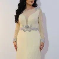 لباس مجلسی زیبا با قیمت استثنایی تخفیف داده میشه