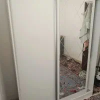 کمد لباسی و آرایشی سالم سالم