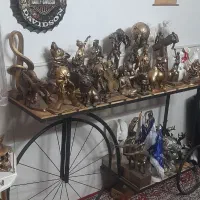 وسایل دکوری و مجسمه های خفن و تابلو دیواری