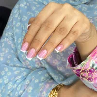 کاشت و طراحی ناخن و آموزش حرفه ای سالن پیامبراعظم|خدمات آرایشگری و زیبایی|بندرعباس, |دیوار