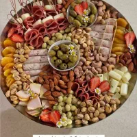 فینکرفود.دیزاین میز و چیدمان میز استارتر.سینی مزه