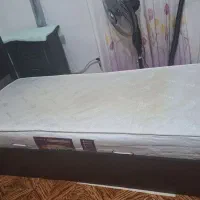 تخت تک نفره همراه با تشک .در حد نو|تخت و سرویس خواب|اسالم, |دیوار