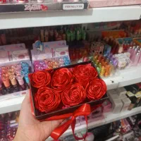گل رز ربانی به همراه باکس