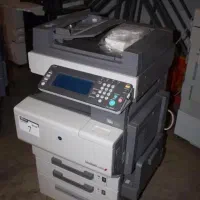 کونیکا ۴۵۰ رنگی