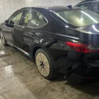 تویوتاکمری ژاپن۲۰۲۵ مشکی داخل مشکی