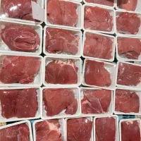 به چند نفر اقا و خانم جهت کار در بسته بندی گوشت